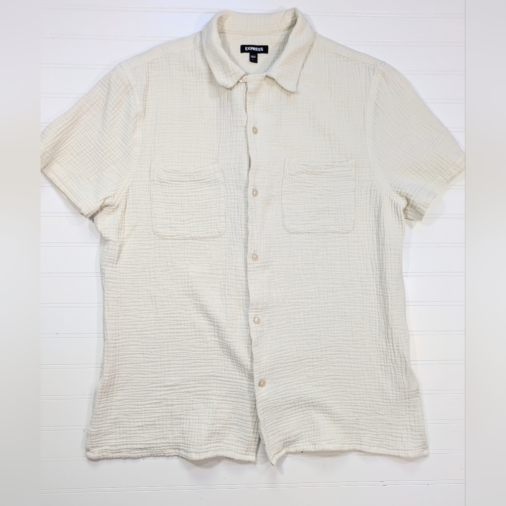 Express Men's Short Sleeve Button-Down Shirt in Cream